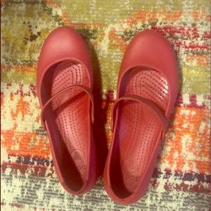 Woman’s Crocs - red ballerina
